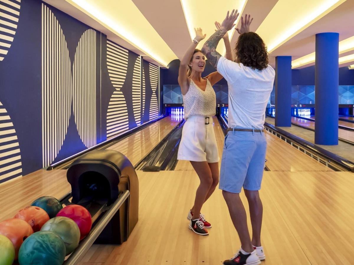 Ocean Eden Bay (Adults Only) Hotel Spring Rises Eksteriør billede Bowling