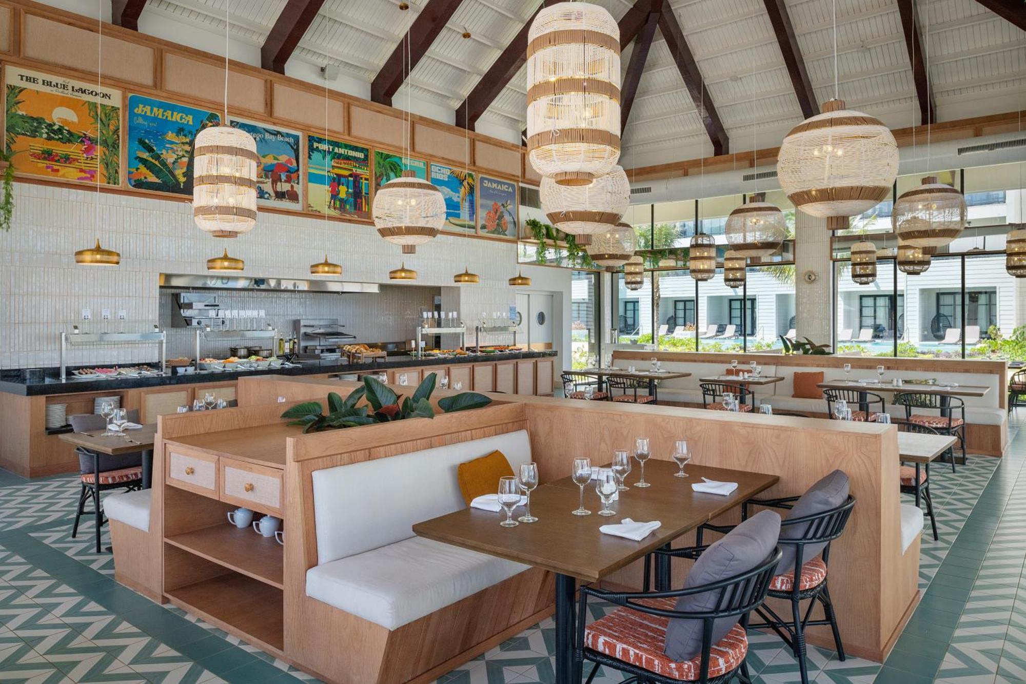 Ocean Eden Bay (Adults Only) Hotel Spring Rises Eksteriør billede The interior of the restaurant